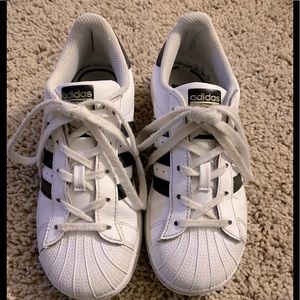 Adidas Superstar Sneakers